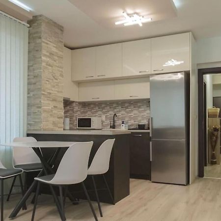 Breeze Apartment Burgas Екстер'єр фото